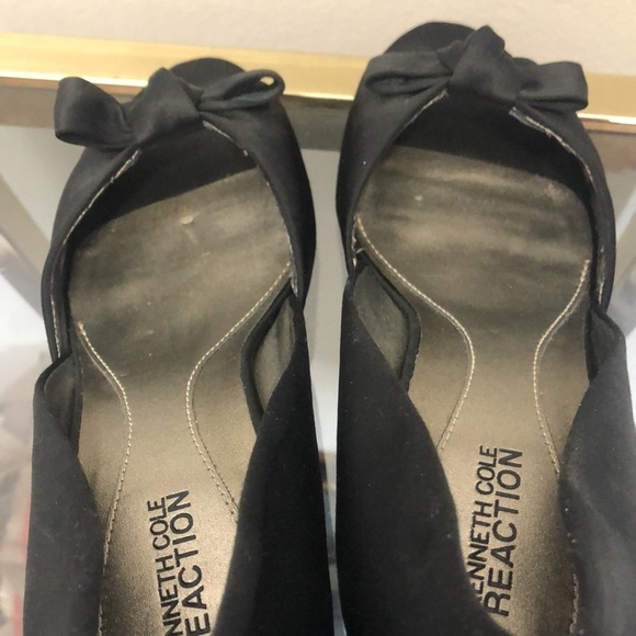 Kenneth Cole reaction satin kitten heel pumps - Picture 6 of 12